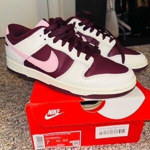 Dunk lows valentines